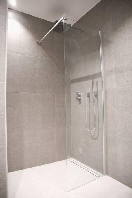 Beautiful Stylish 2Br Apartment In Kirchberg Luxembourg Eksteriør bilde